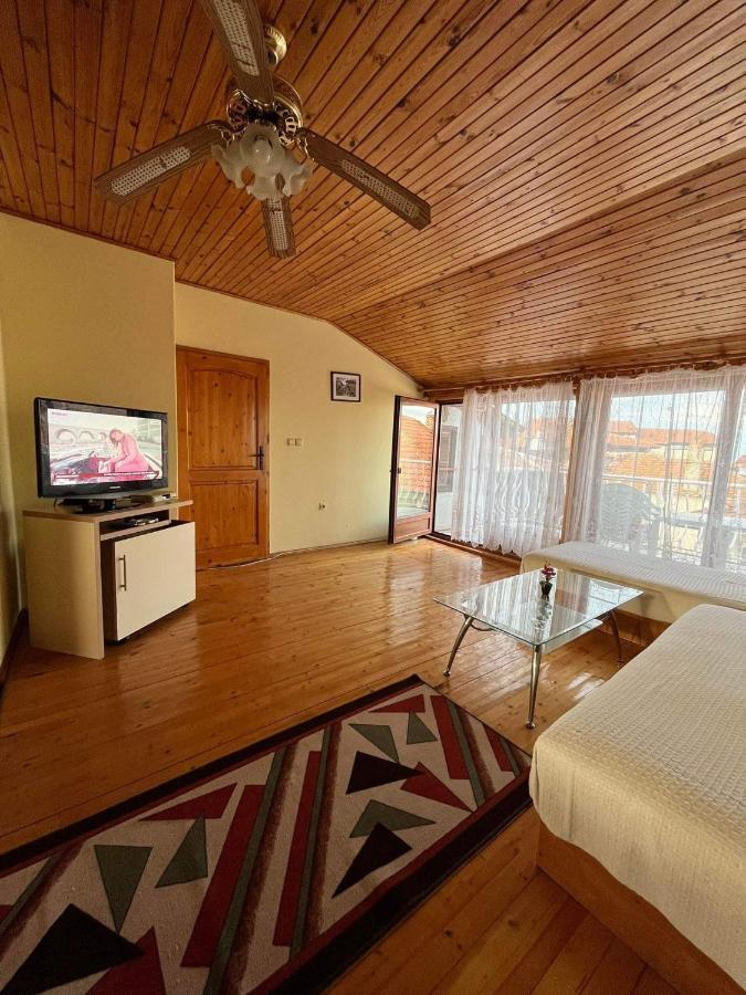 Апартаменти За Гости Nesebar Exterior foto