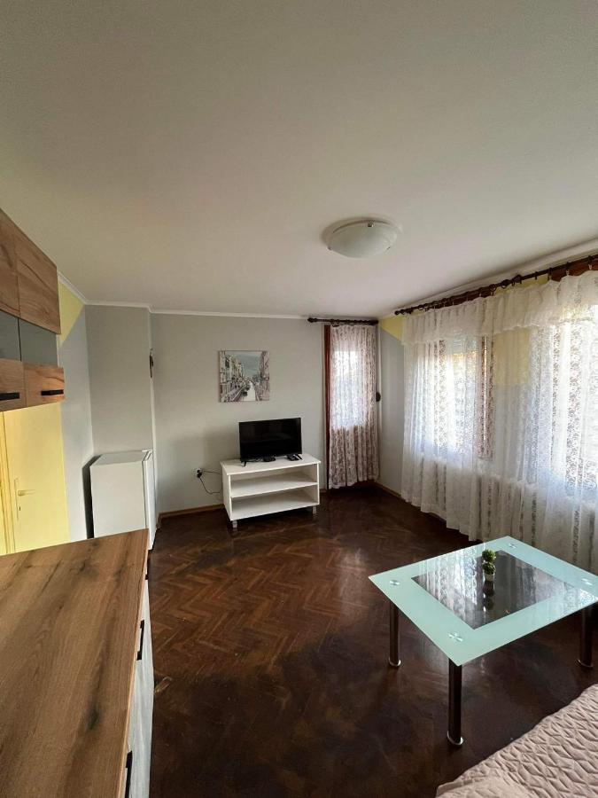 Апартаменти За Гости Nesebar Exterior foto